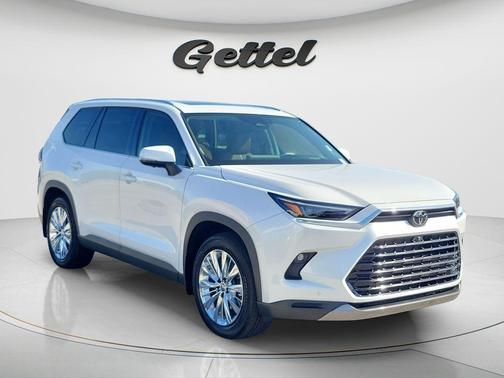 Pearl 2025 Toyota Grand Highlander