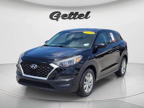 Black Noir Pearl 2019 Hyundai TUCSON SE