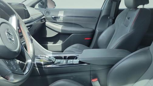 Quartz 2022 Hyundai SONATA N Line