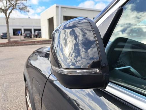 2025 BMW X5 PHEV xDrive50e