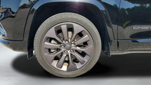 Diamond Black 2020 Jeep Cherokee Limited