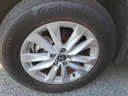 2023 Toyota Corolla Cross LE