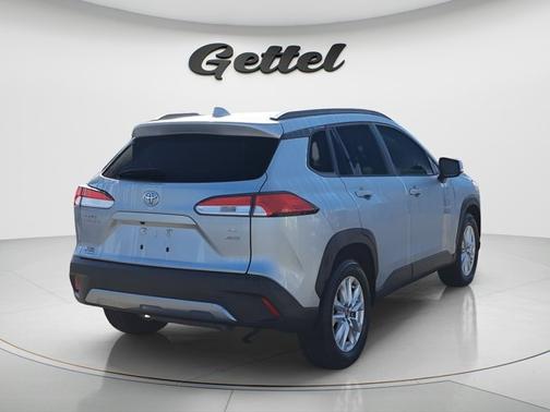 2023 Toyota Corolla Cross LE
