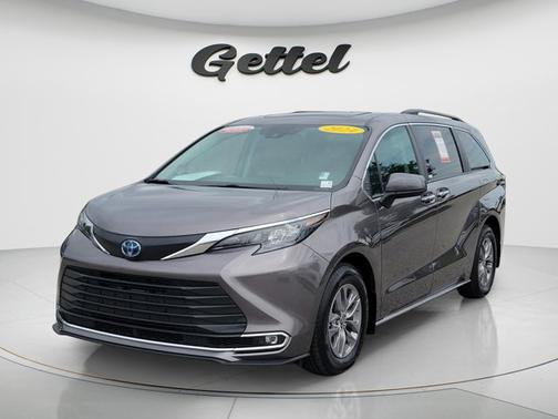 Predawn Gray Mica 2024 Toyota Sienna XLE