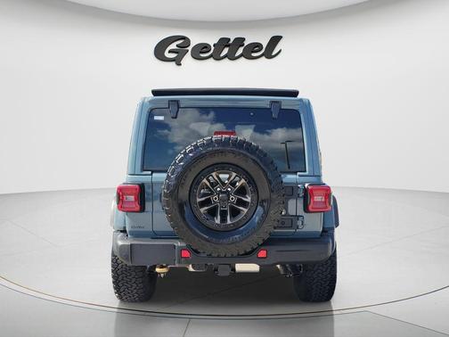 Anvil Clearcoat 2024 Jeep Wrangler Rubicon 392