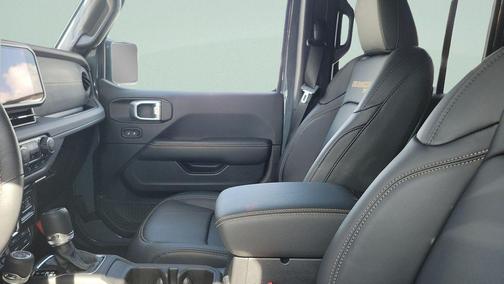 Anvil Clearcoat 2024 Jeep Wrangler Rubicon 392