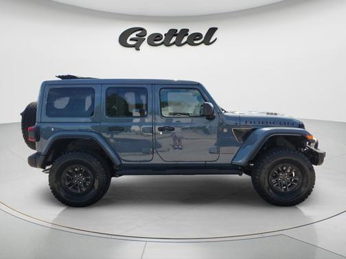 Anvil Clearcoat 2024 Jeep Wrangler Rubicon 392