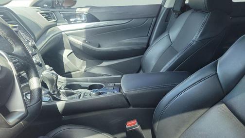 White 2020 Nissan Maxima 3.5 SL