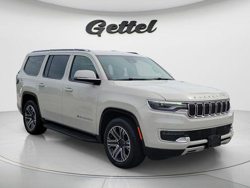 Luxury White Pearlcoat 2022 Jeep Wagoneer Series III