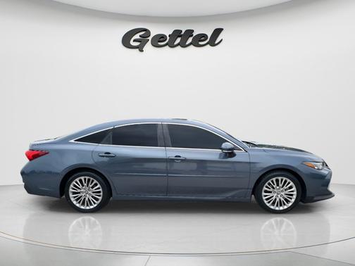 Harbor Gray Metallic 2019 Toyota Avalon Limited