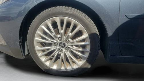 Harbor Gray Metallic 2019 Toyota Avalon