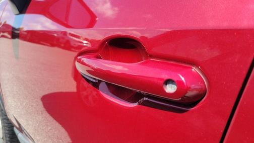 Pearl 2020 Toyota RAV4 LE