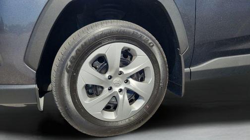 Magnetic Gray Metallic 2025 Toyota RAV4 LE