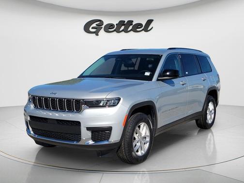 2022 Jeep Grand Cherokee L Laredo