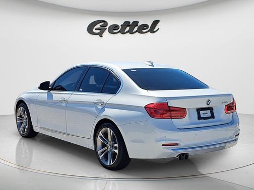 2018 BMW 330 i