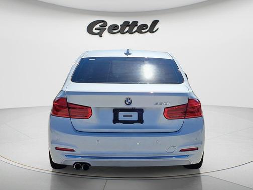 2018 BMW 330 i