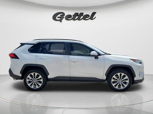 Blizzard Pearl 2019 Toyota RAV4 Limited