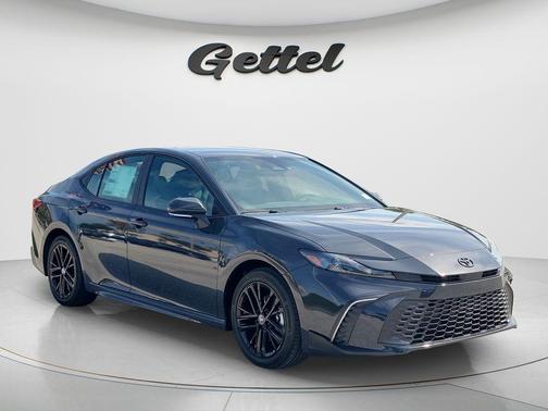 UNDERGROUND 2026 Toyota Camry SE
