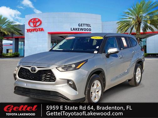 2023 Toyota Highlander LE