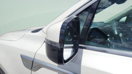 Snow White Pearl 2022 Kia Sorento Plug-In Hybrid SX