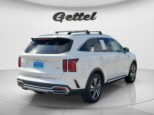 Snow White Pearl 2022 Kia Sorento Plug-In Hybrid SX