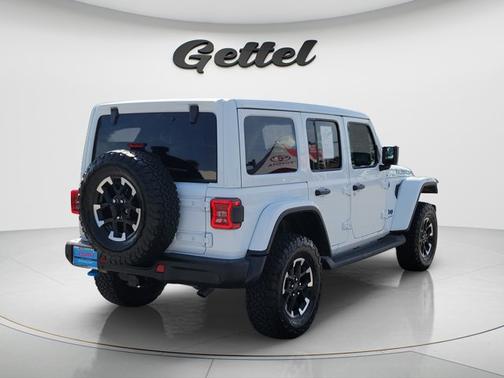 Bright White Clearcoat 2024 Jeep Wrangler 4xe Rubicon