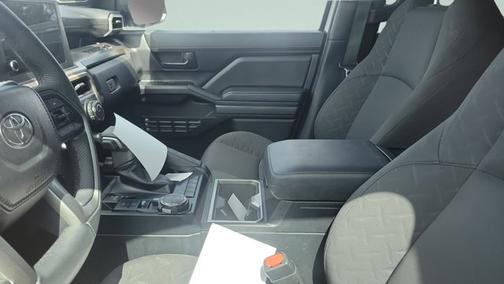 Ice 2024 Toyota Tacoma SR5