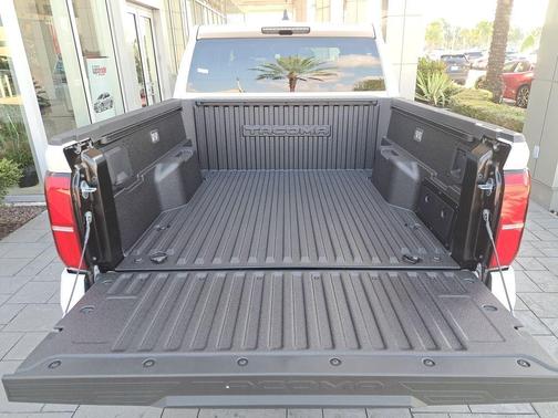 2025 Toyota Tacoma Hybrid TRD Off Road