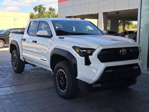 2025 Toyota Tacoma Hybrid TRD Off Road