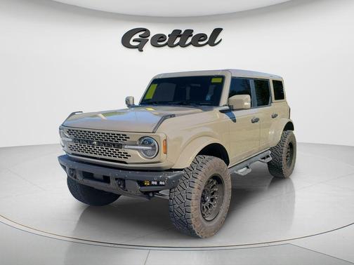 Eruption Green Metallic 2025 Ford Bronco Badlands