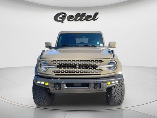 Eruption Green Metallic 2025 Ford Bronco Badlands