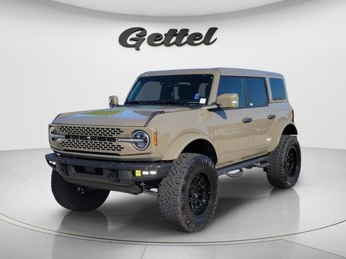 Eruption Green Metallic 2025 Ford Bronco Badlands