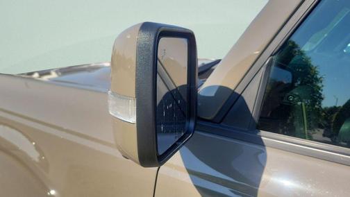 Eruption Green Metallic 2025 Ford Bronco Badlands