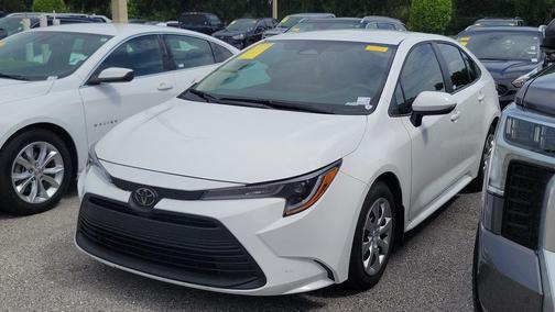 Ice 2025 Toyota Corolla LE