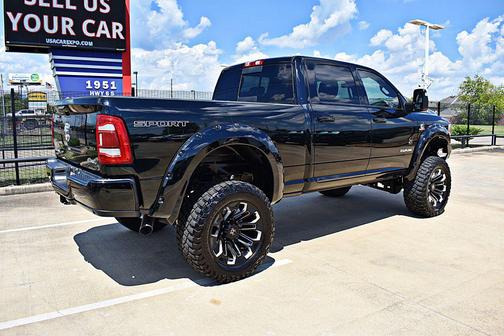 2023 RAM 2500 Big Horn Crew Cab 4x4 6'4' Box