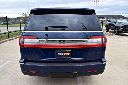 2018 Lincoln Navigator Black Label