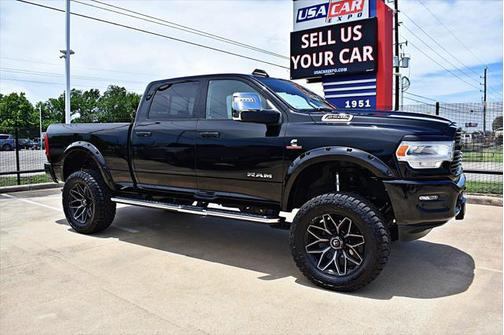 2024 RAM 2500 Laramie Crew Cab 4x4 6'4' Box