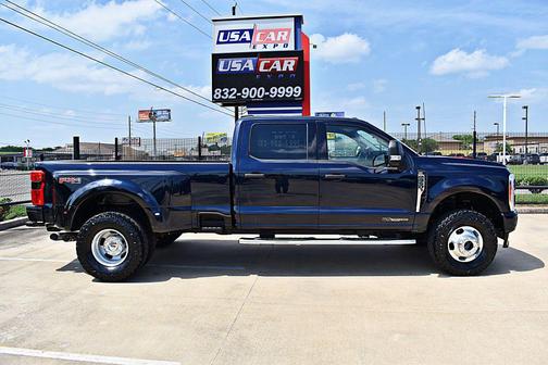 BLUE 2023 Ford F-350 XLT