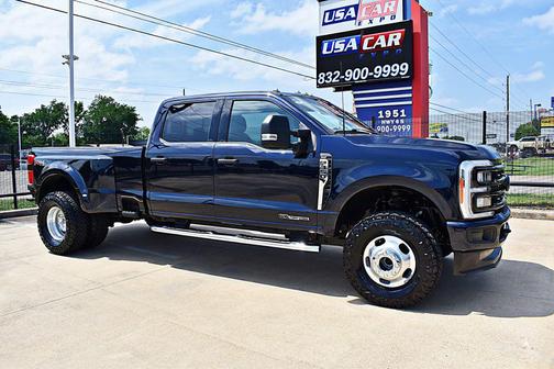 BLUE 2023 Ford F-350 XLT