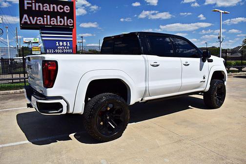 2024 GMC Sierra 1500 AT4