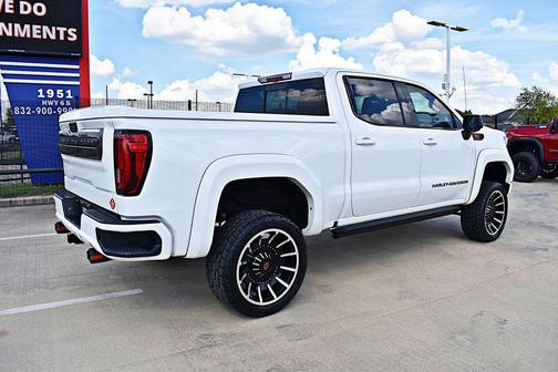 2022 GMC Sierra 1500 AT4