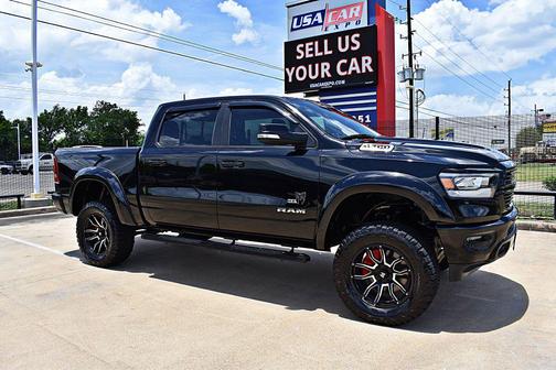 BLACK 2020 RAM 1500 Big Horn/Lone Star