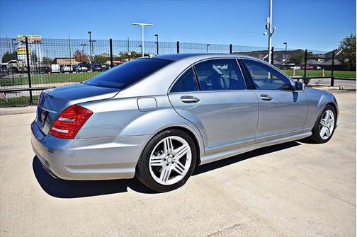2013 Mercedes-Benz S-Class S550