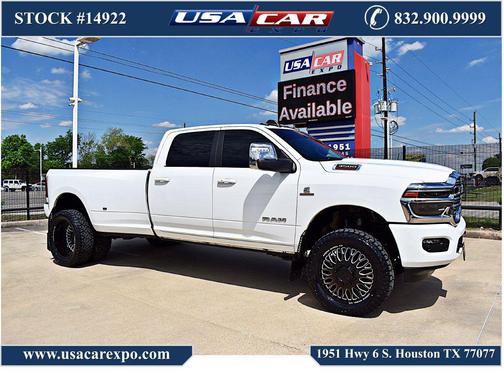 WHITE 2025 RAM 3500 Laramie Crew Cab 4x4 8' Box