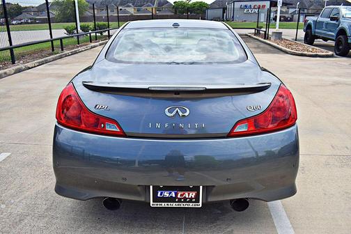 2014 INFINITI Q60 Base