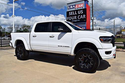 WHITE 2022 RAM 1500 Big Horn/Lone Star
