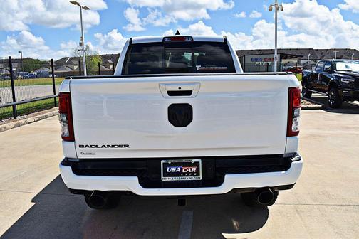 WHITE 2022 RAM 1500 Big Horn/Lone Star
