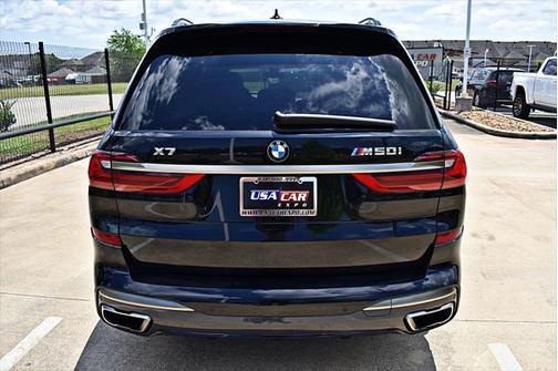 2020 BMW X7 M50i