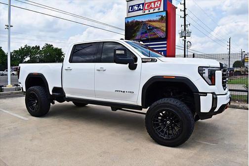 2024 GMC Sierra 2500 AT4
