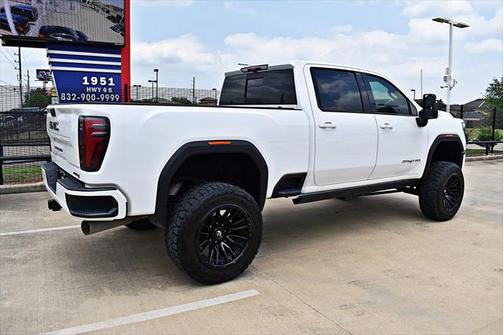2024 GMC Sierra 2500 AT4